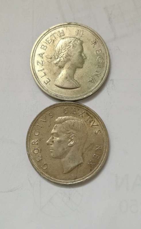 South Africa 1955+1951 Silver 5 Shillings. Photos are in discription.