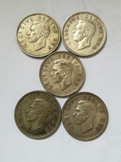 South Africa 1952×5 Silver 5 Shillings. Photos are in discription.