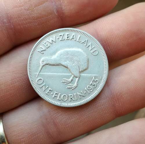 New Zealand 1933 Silver One Florin. Nice coin!!