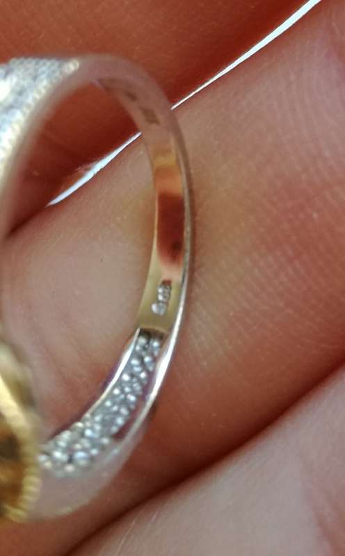 STERLING SILVER WITH 9CT GOLD BAND LADIES RING. BEAUTIFUL ITEM!!!