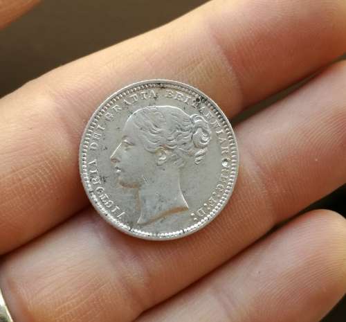 Great Britain Queen Victoria 1873 (error on die no?) Sterling silver Shilling.