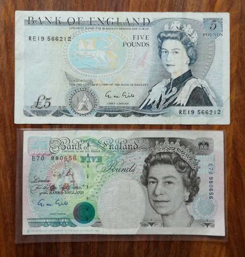 Great Britain collection of 2 Old £5 bank notes.