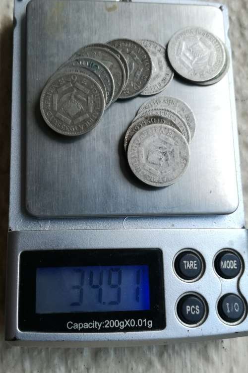 South Africa collection of 13 (80% silver ) sixpence coins. 34.91 Gram. Pleaseescription for dates.