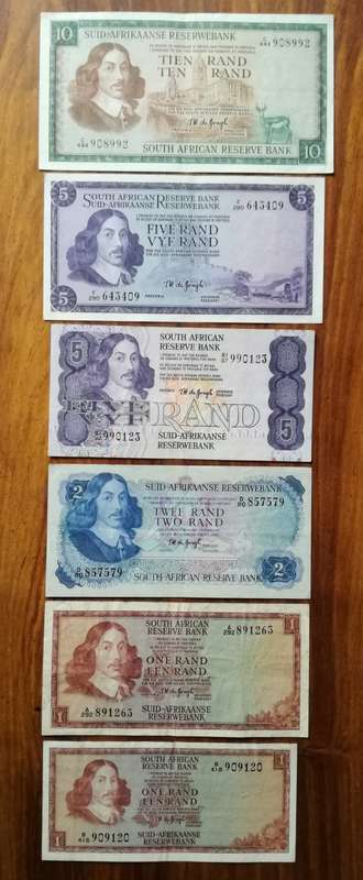 Collection of de Jongh bank notes.