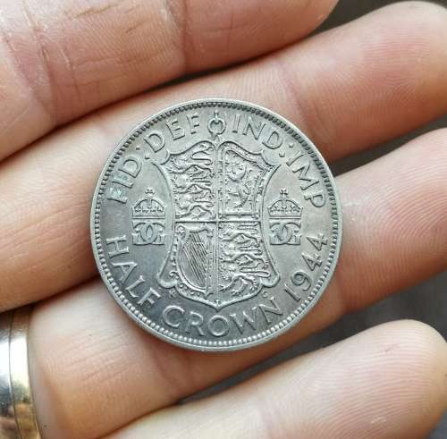 Great Britain 1944 Silver half Crown. Good condition.