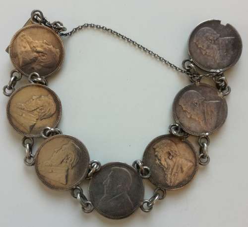 ZAR Paul Kruger Sterling silver arm bracelet with 7 Sixpence coins. Nice item.