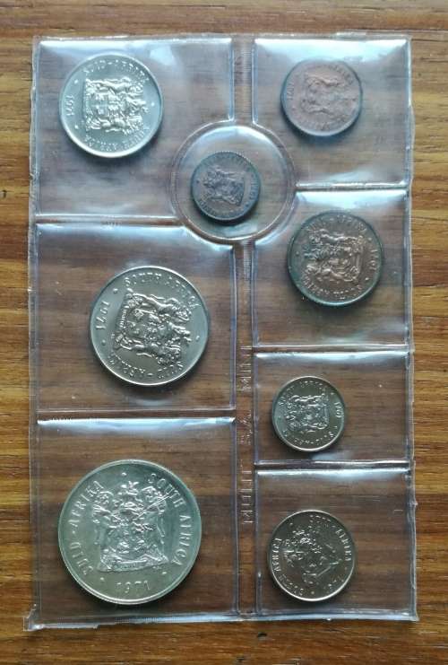 South Africa 1971 Silver one rand UNC mint pack.