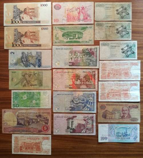 Collection of 20 old bank notes from around the world.