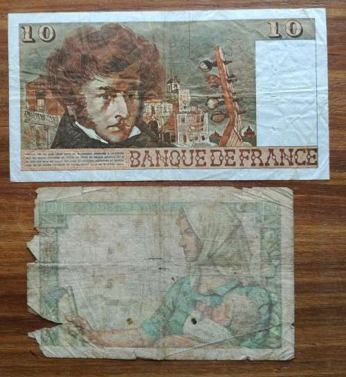 Banque de France collection of 2 old bank notes.