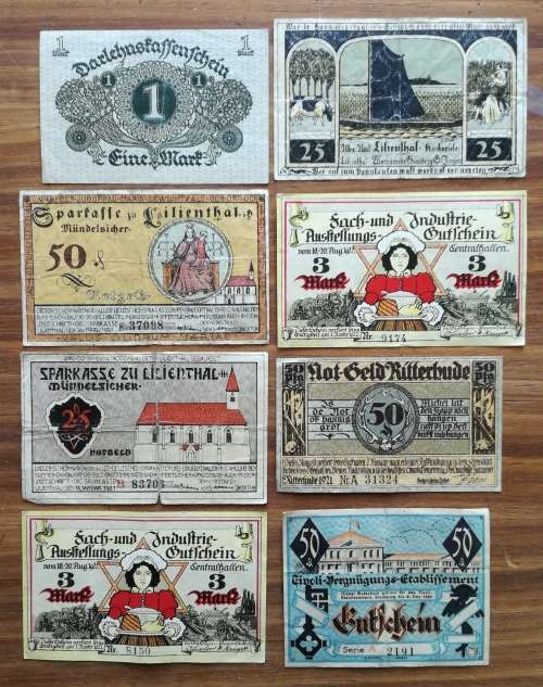 Collection of 8 German Reichsbanknote.