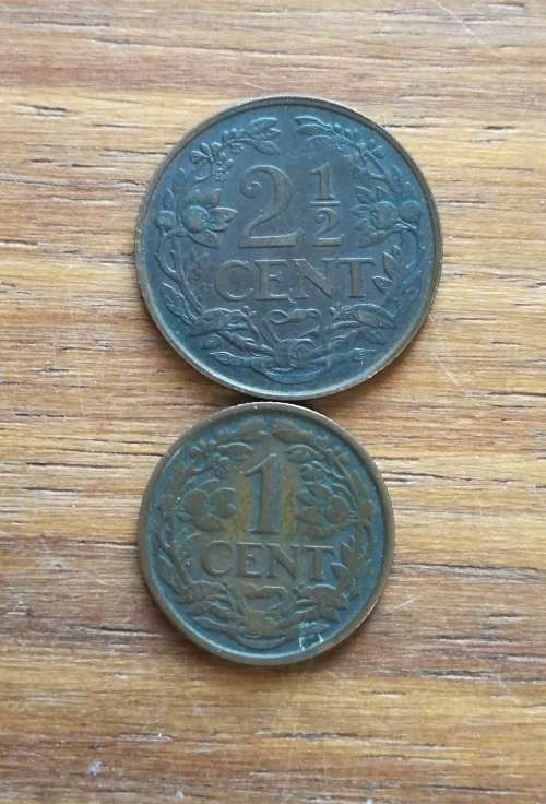 Nederland 2 1/2 cent 1929 and 1 Cent 1930. Good condition.