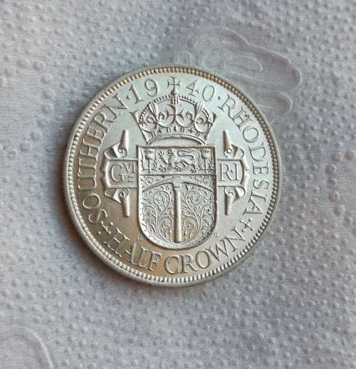 Southern Rhodesia 1940 A-UNC Silver Half Crown. Rare date.