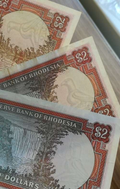 Rhodesia Salisbury 3 Bird Watermark Two Dollar bank notes.