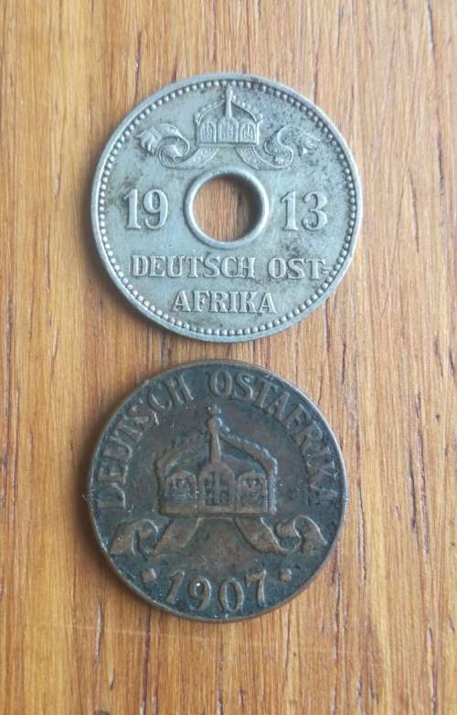 Collection of 2 Deutsch Ost Africa coins.