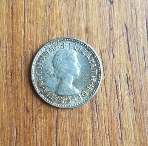 Australia 1961 Silver Threepence. Good condition.