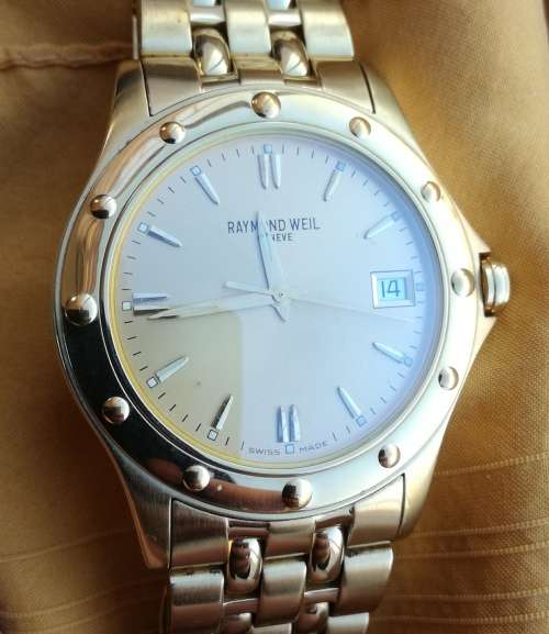 Raymond Weil Swiss Made Geneve Collection Tango Saphire Crystal Watch. New.