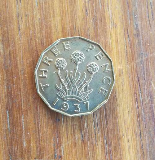 Great Britain King George 1937 UNC-AUNC Brass Threepence. Nice coin.