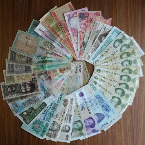 Collection of 47 old bank notes from around the world. Some good.