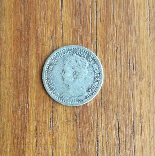 Netherlands 1921 Silver 10 Cents.