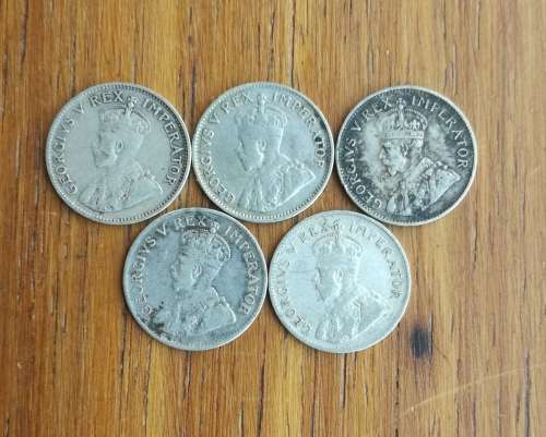 South Africa 1932-1936 Silver Threepence coins.