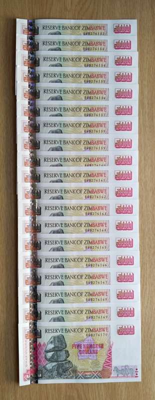 Zimbabwe 19 UNC Consecutive number Five Hundred Dollars Bank Notes. (152-170)