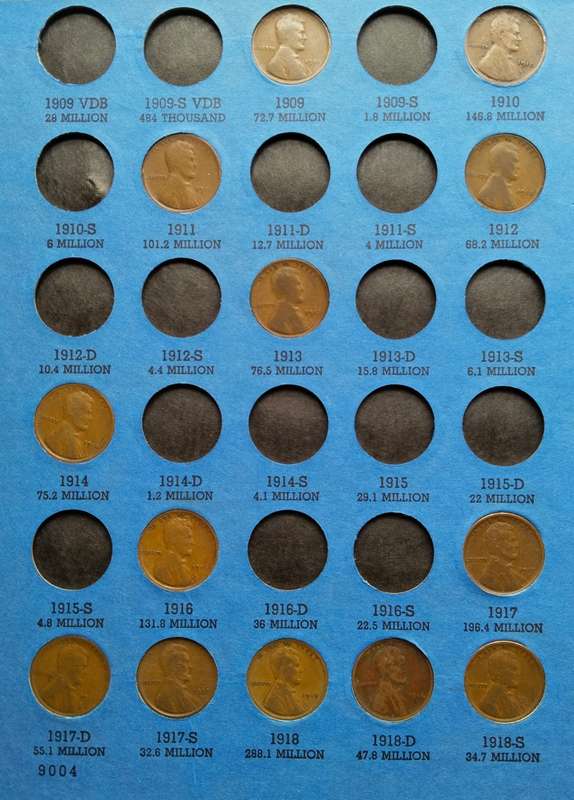 Very Big America (all different) cent collection in books. Nice items!