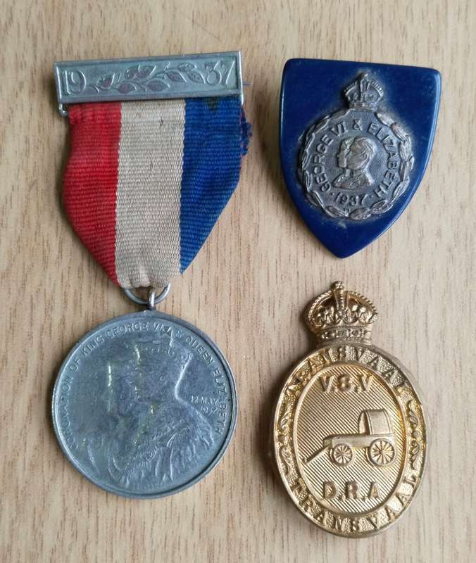 Collection of Medal, pin and Badge.