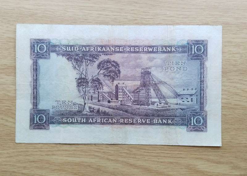 South Africa M.H. de Kock 18.12.55 Ten Pounds Bank Note. Good Condition. 444