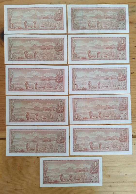 South Africa de Jongh 35 better grade R1 Bank Notes.