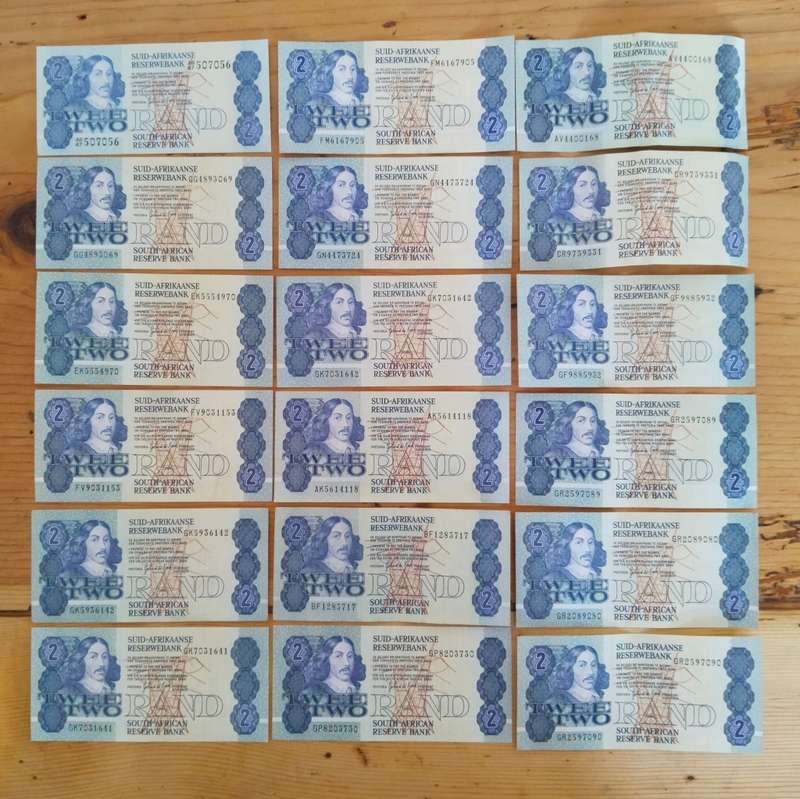 South Africa collection of 18 Old de Kock R2 Bank Notes