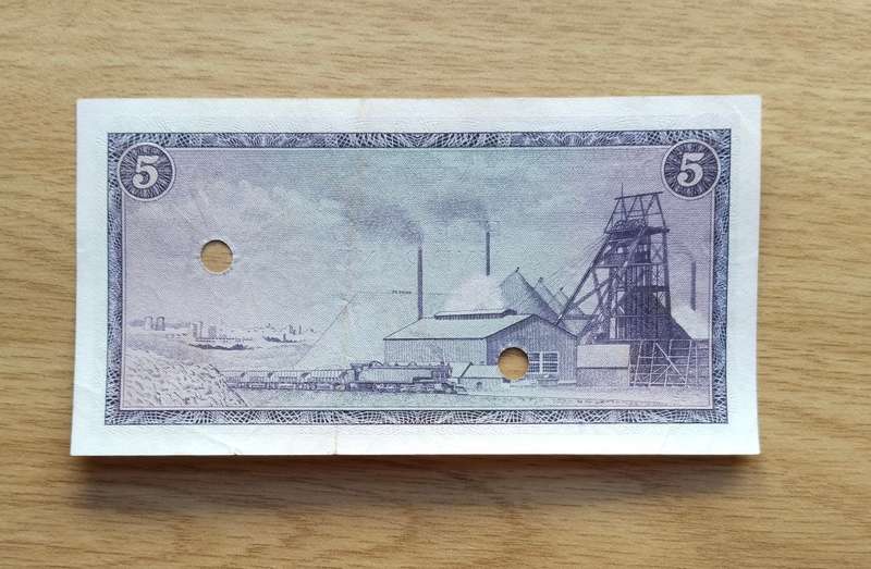 Specimen South Africa de Jongh old R5 bank note. Rare.