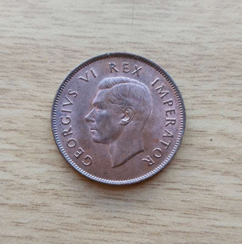 South Africa 1942 UNC / AUNC Penny. Nice coin!!