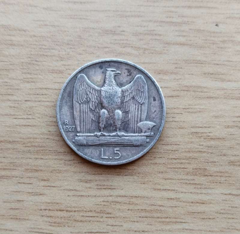 Italy 1927 R Silver 5 Lira.