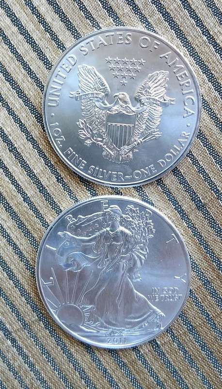 two (2) fine silver one oz American Eagles bullion