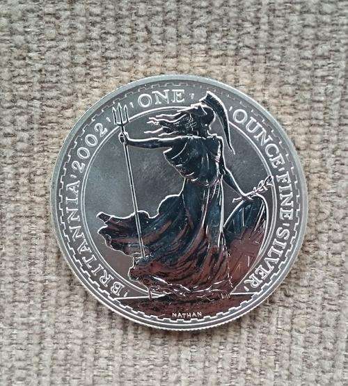 2002 one oz fine silver English brittannia