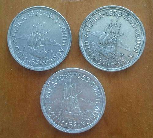 South Africa silver 1952 5 shillings x 3 in good condition.
