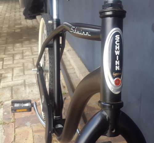 SCHWINN S1 Mens Signature Series Cruiser