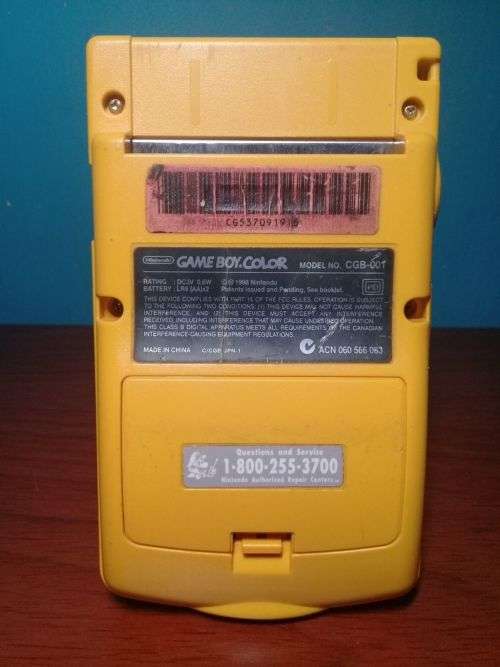 NINTENDO GAME BOY - COLOR YELLOW WITH COVER & NEW POKEMON RED - GAMEBOY (COLLECTABLE)