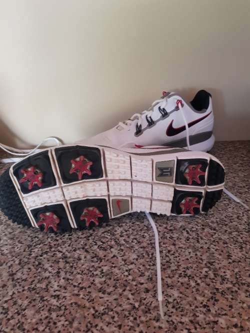 Nike TW14