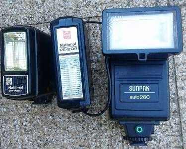 CAMERA FLASH'S  3OFF