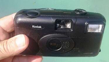 VINTAGE   KODAK  KB-10   35mm Film Camera