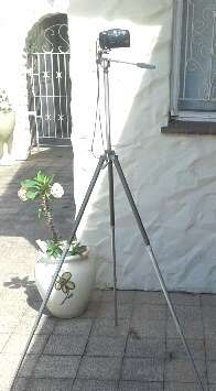 VINTAGE CAMERA TRIPOD