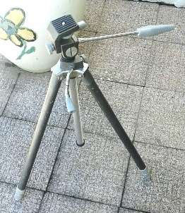 VINTAGE CAMERA TRIPOD