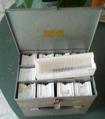 VINTAGE PROJECTORS  SLIDES METAL STORAGE BOX
