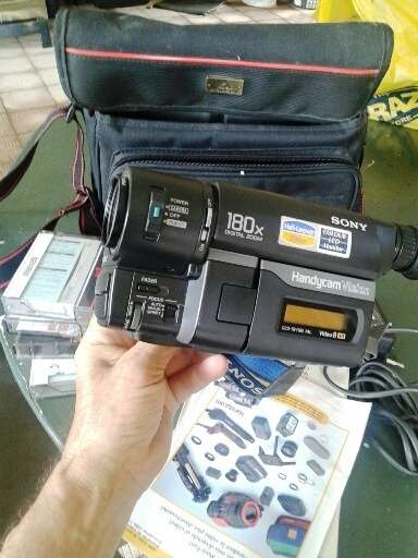 SONY  8 VIDEO CAMERA RECORDER