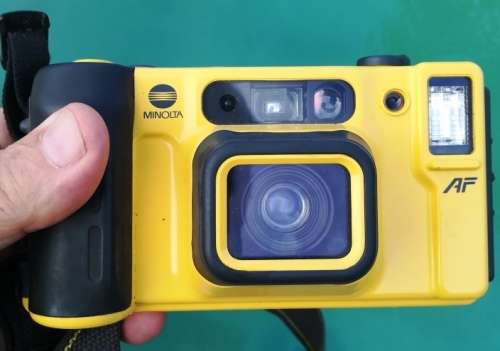 Minolta Weathermatic 35DL AF 35mm Underwater Film Camera