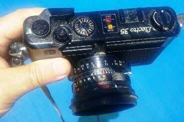 YASHICA ELECTRO 35 BLACK Film  Camera