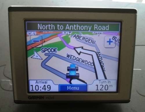 GARMIN NUVI 310 SERIES GPS   ( AFRICA MAPS)