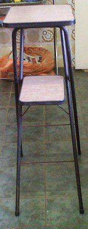 VINTAGE PROJECTOR TABLE  (FOLDS AWAY)