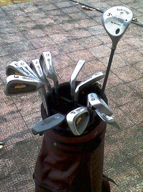 SET OF SPALDING BIG BROTHER  GOLF CLUBS